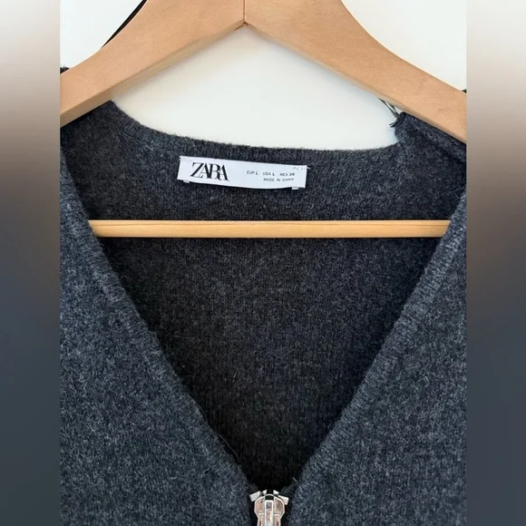 Zara 100% Wool Knit Zippered Cardigan Jacket, size large. - Picture 9 of 10